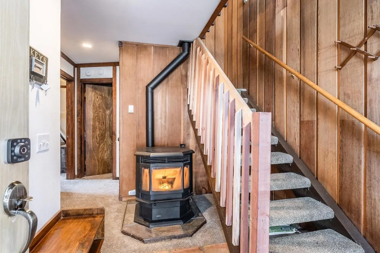 Lakeview Lodge #2 Condo Mammoth Lakes United States
